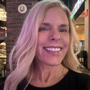 Fundraising Page: Emily Everix